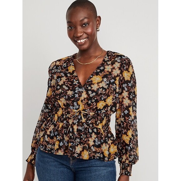 Old Navy Black Floral Print‎ Smocked Waist Peplum Blouse Top XL flowy boho - Picture 2 of 11